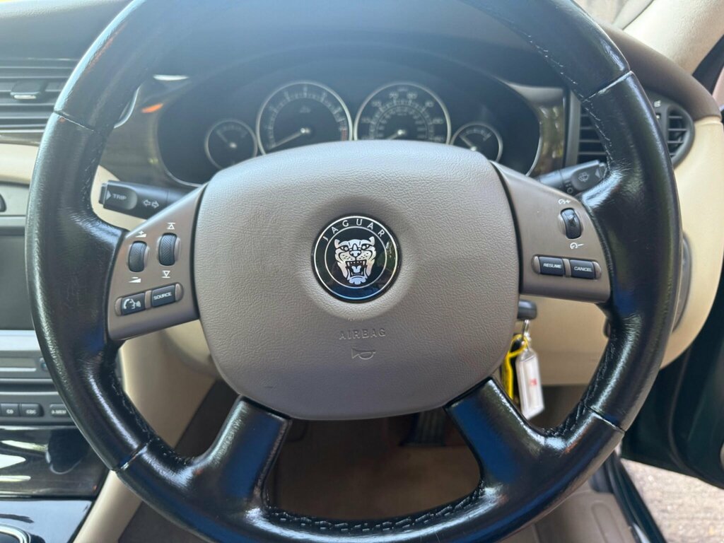 Jaguar X-Type 2.2D Sovereign Black #31