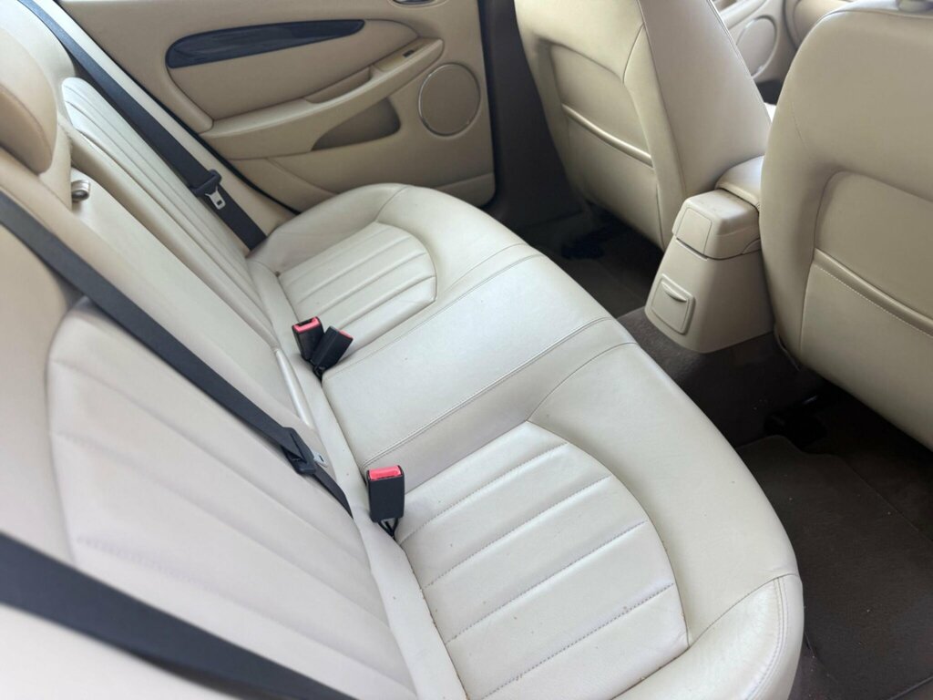 Jaguar X-Type 2.2D Sovereign Black #45