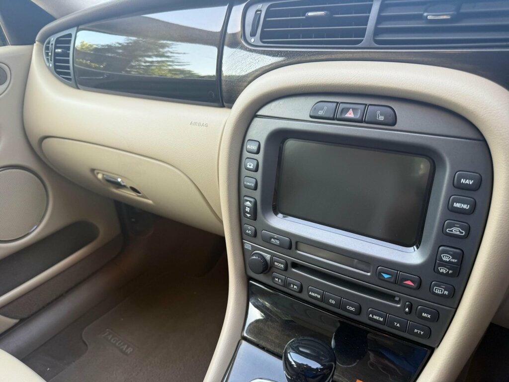 Jaguar X-Type 2.2D Sovereign Black #34
