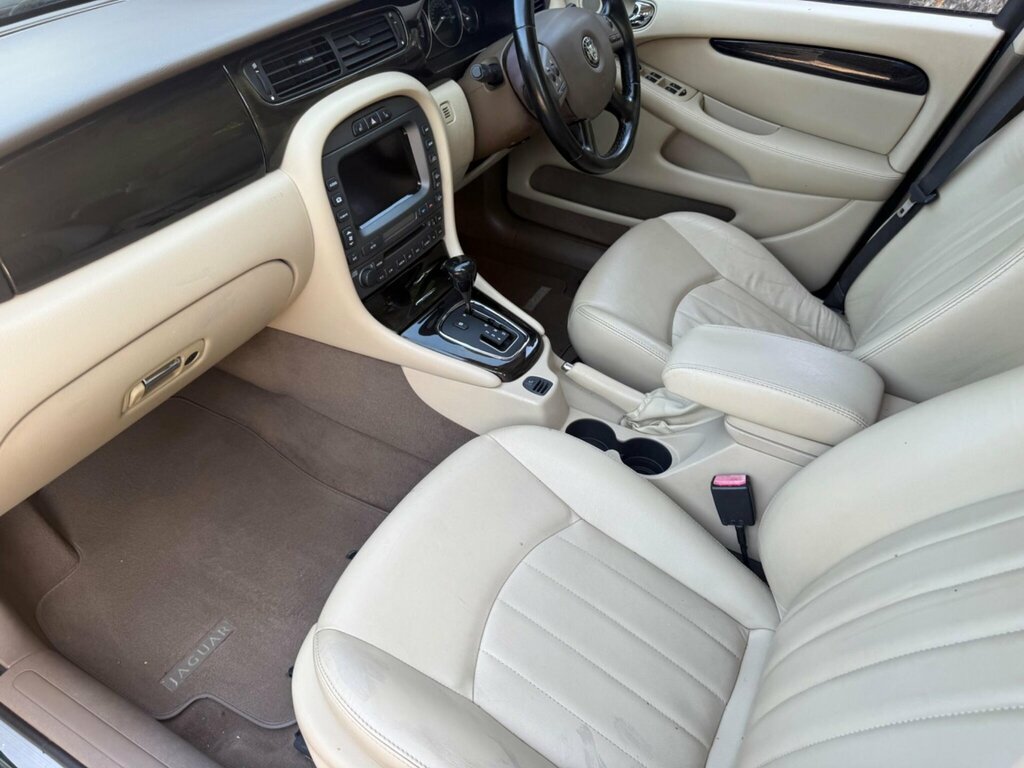 Jaguar X-Type 2.2D Sovereign Black #59