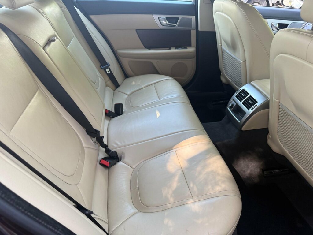 Jaguar XF 2.2D Sport Blue #45