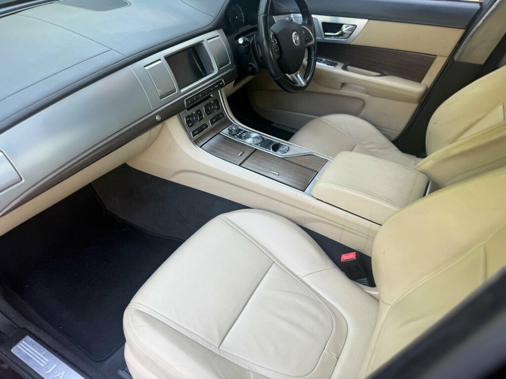 Jaguar XF 2.2D Sport Blue #57