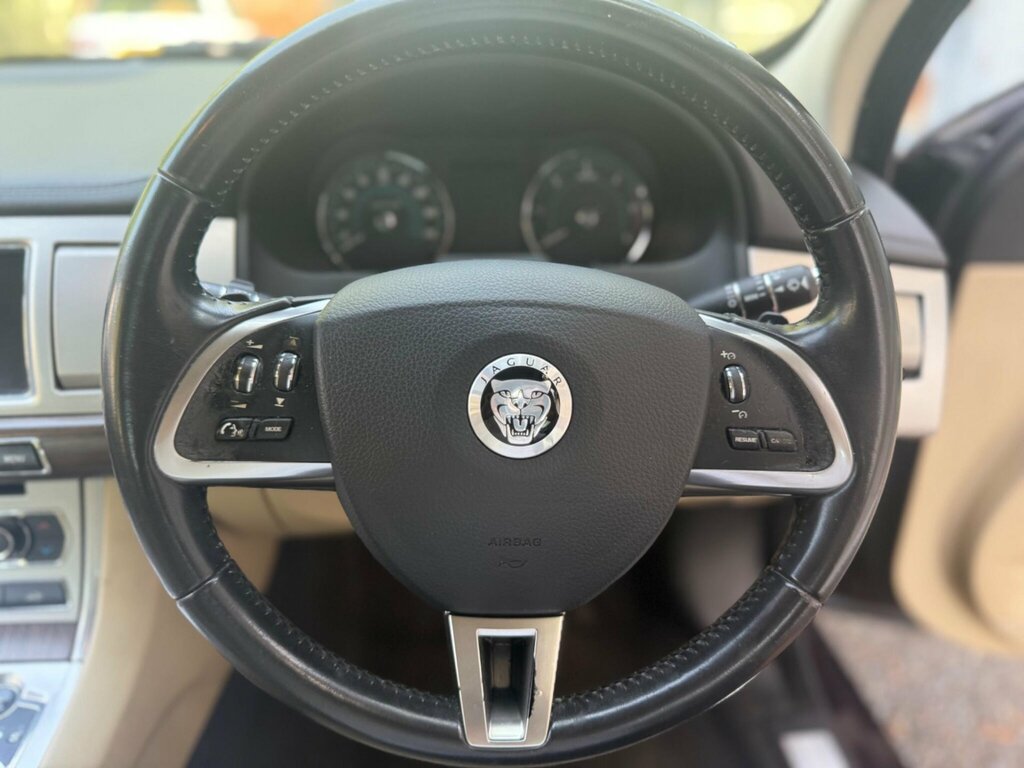 Jaguar XF 2.2D Sport Blue #28