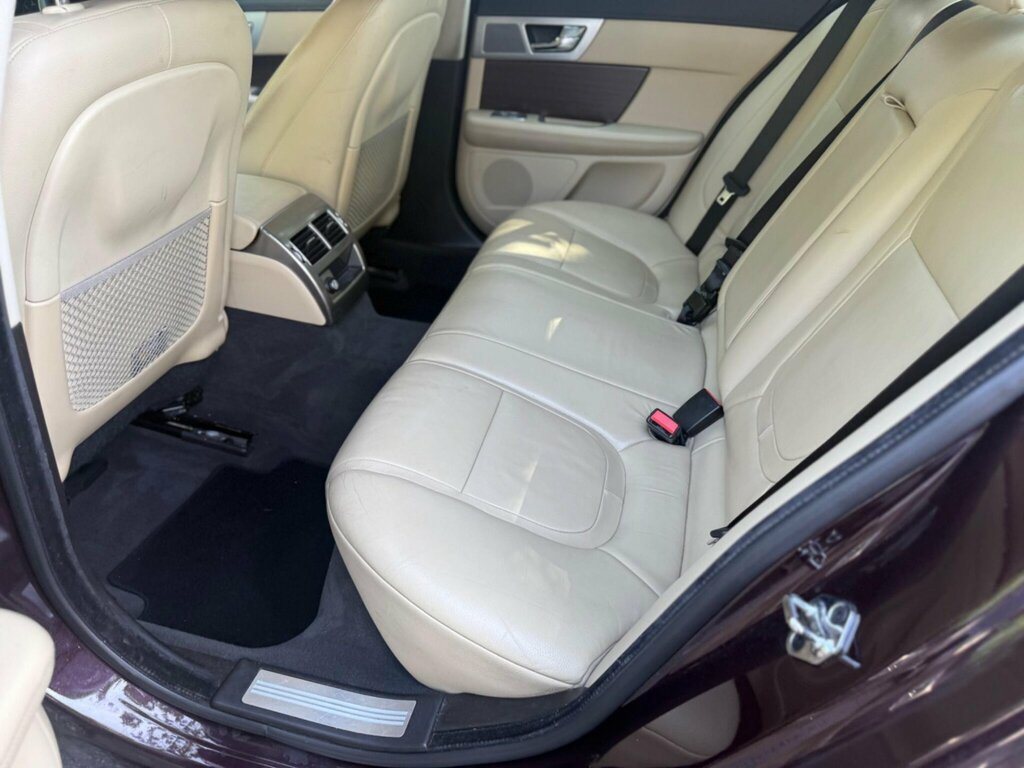 Jaguar XF 2.2D Sport Blue #53