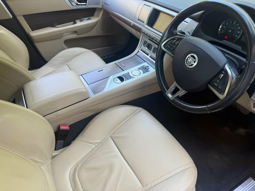 Jaguar XF 2.2D Sport Blue #25