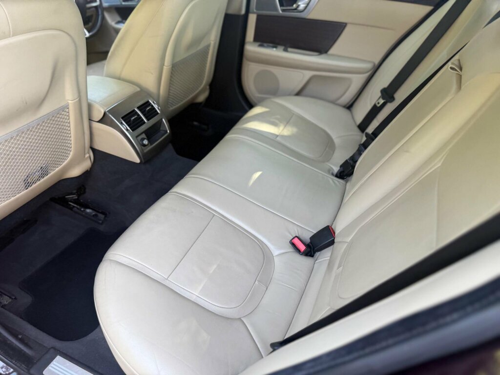 Jaguar XF 2.2D Sport Blue #51