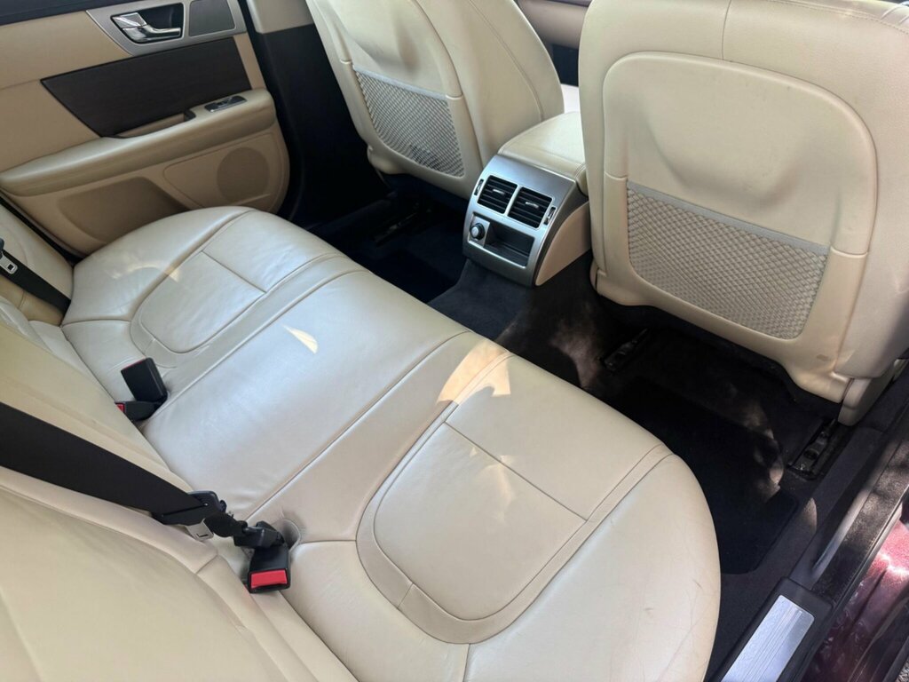 Jaguar XF 2.2D Sport Blue #42