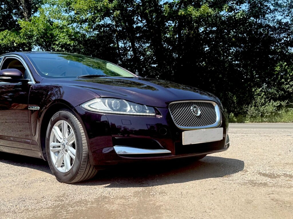 Jaguar XF 2.2D Luxury Euro 5 Ss Red #4