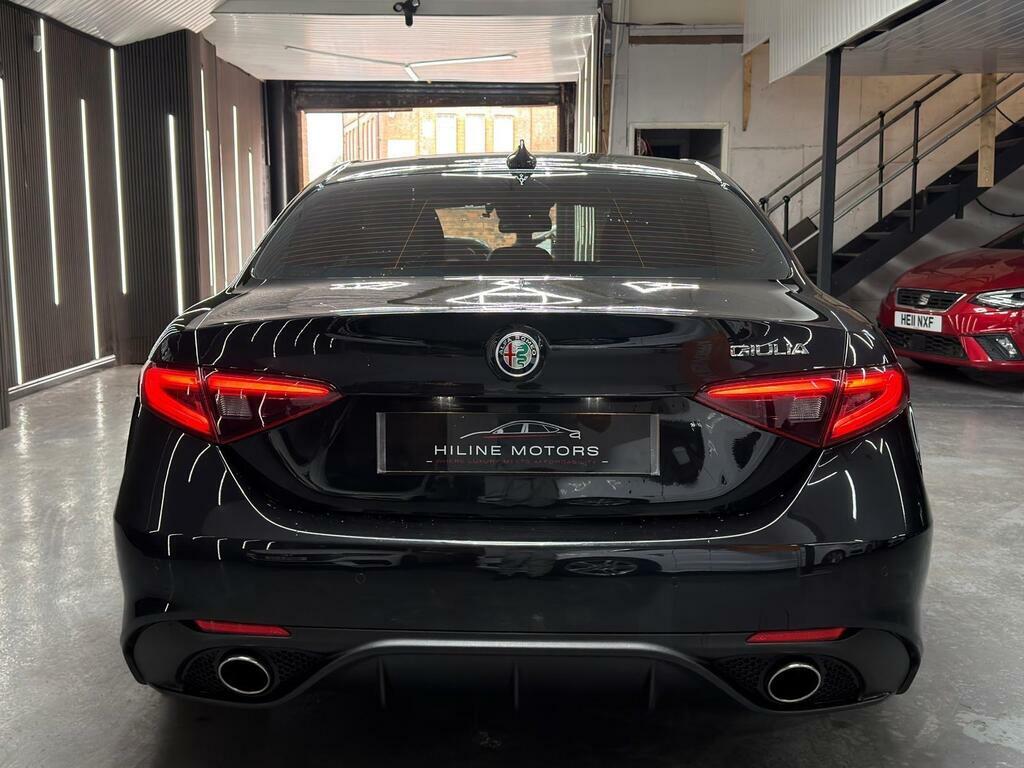 Alfa Romeo Giulia 2.2 Td Speciale Euro 6 S S YY67KTG Black #5