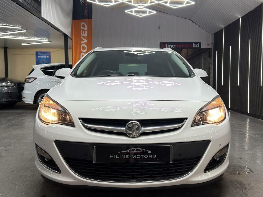 Vauxhall Astra 2.0 Cdti Elite Sports Tourer Euro 5 S S White #2