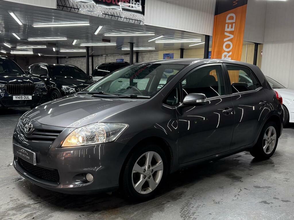 Toyota Auris 1.6 V-matic Tr Grey #3