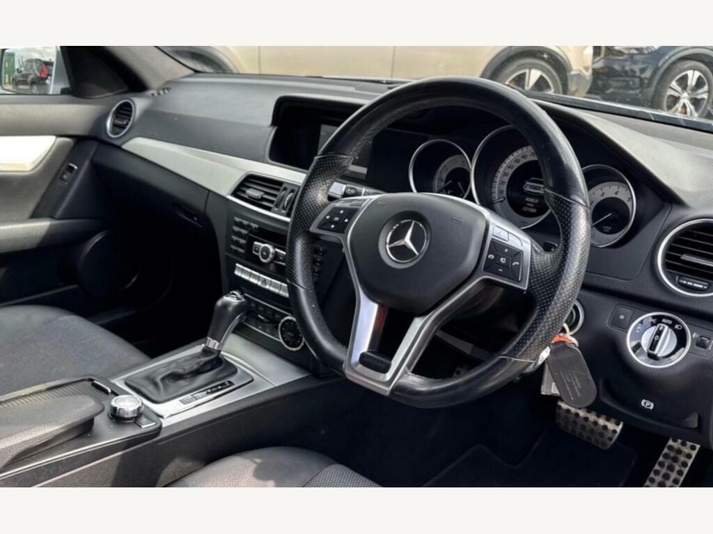 Mercedes-Benz C Class 1.6L Amg Sport Plus Black #3