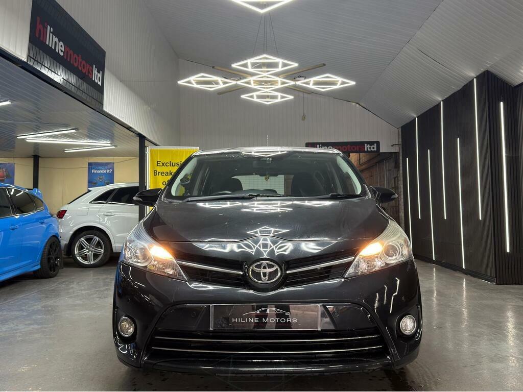 Toyota Verso 1.8 V-matic Icon Multidrive S Euro 6 Black #2