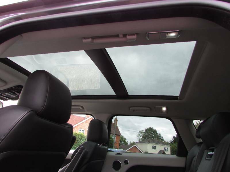 Land Rover Range Rover Sport 3.0 Sdv6 Dynamic 288 Bhp White #12