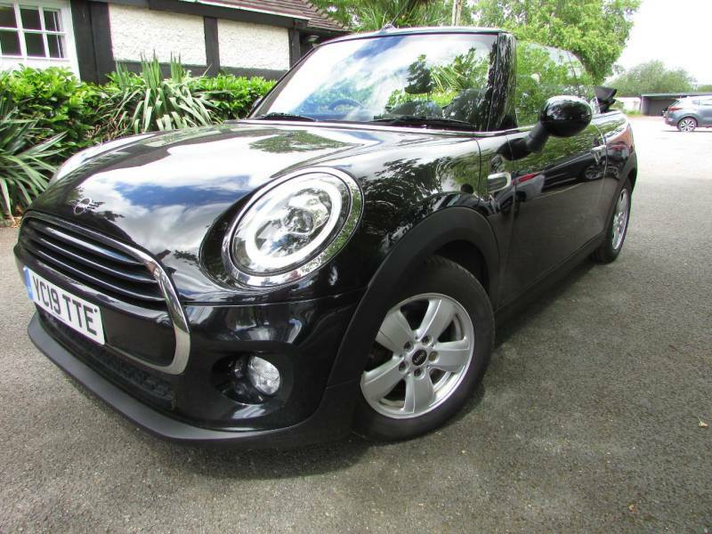 Mini Convertible 1.5 Cooper Classic II Black #3