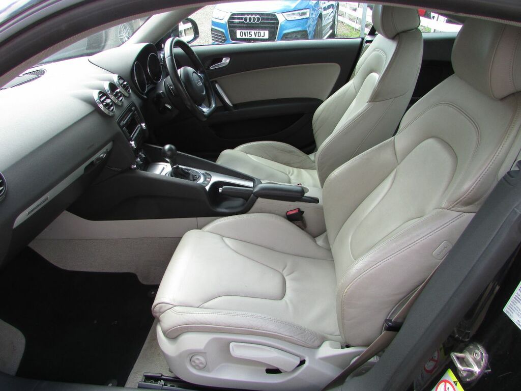 Audi TT 2.0T Fsi S Tronic Black #5