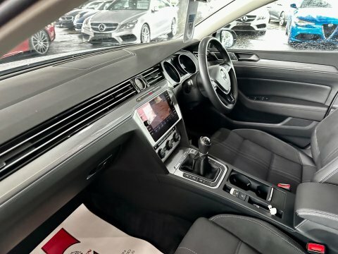 Volkswagen Passat Alltrack Passat Alltrack Tdi Bluemotion Tech 4Motion  #45