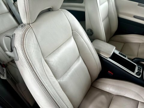 Volvo C70 2.0 D3 Se Lux Solstice Geartronic Euro 5 Silver #24