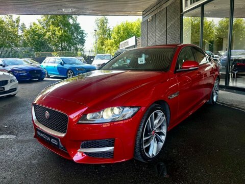 Jaguar XF 2.0D 240 Portfolio Awd Blue #19