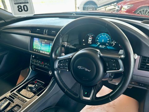 Jaguar XF 2.0D 240 Portfolio Awd Blue #45