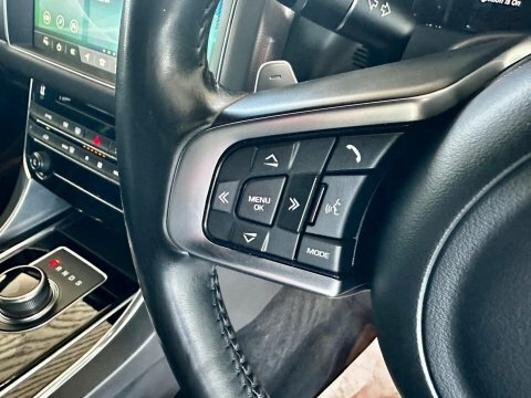 Jaguar XF 2.0D 240 Portfolio Awd Blue #38