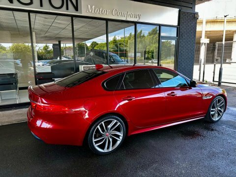 Jaguar XF 2.0D 240 Portfolio Awd Blue #54