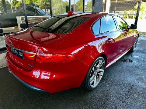 Jaguar XF 2.0D 240 Portfolio Awd Blue #53