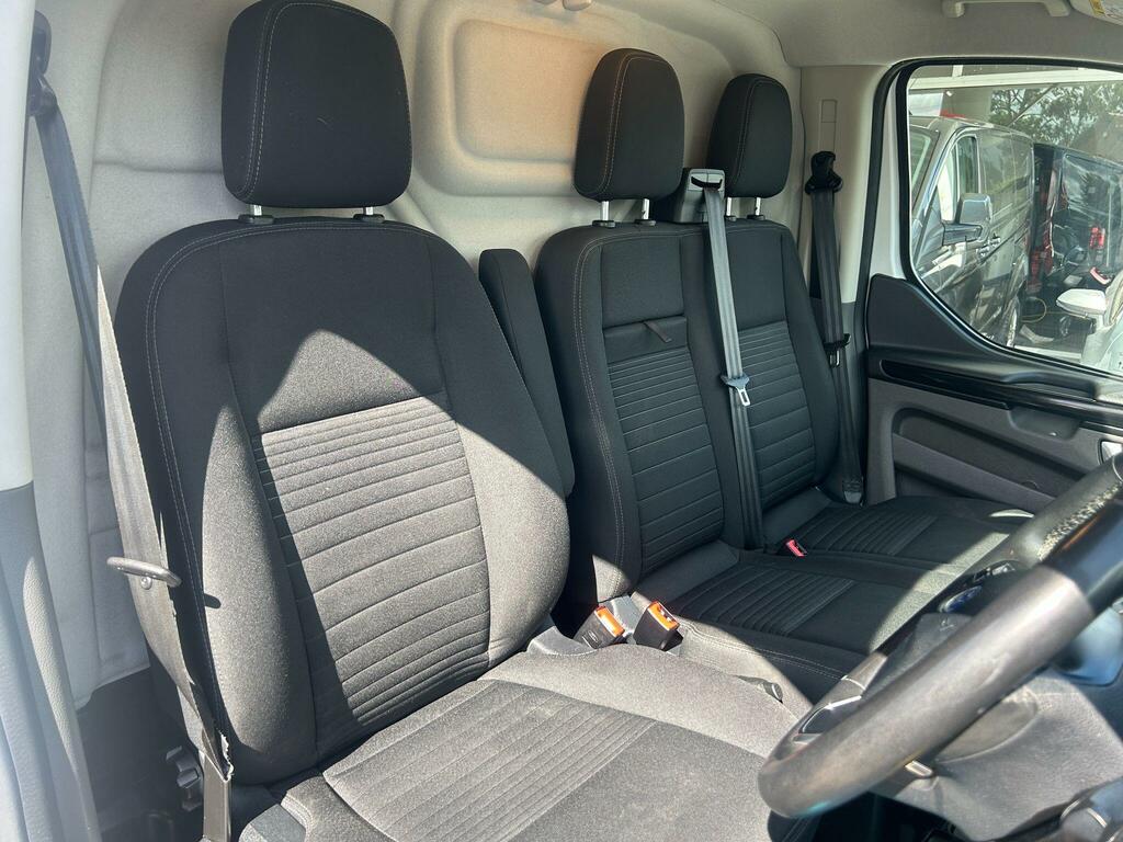 Ford Transit Custom 135Kw 68Kwh H3 Leader Van White #15