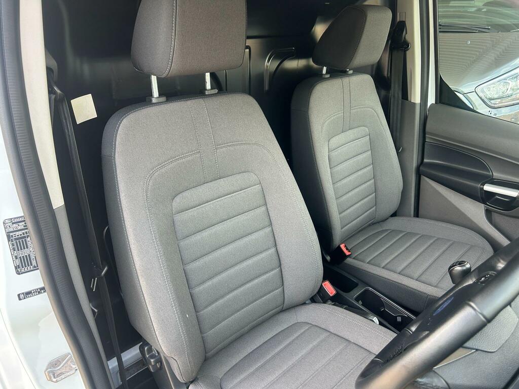 Ford Transit Connect Connect 1.5 Ecoblue 100Ps Limited Van Silver #17