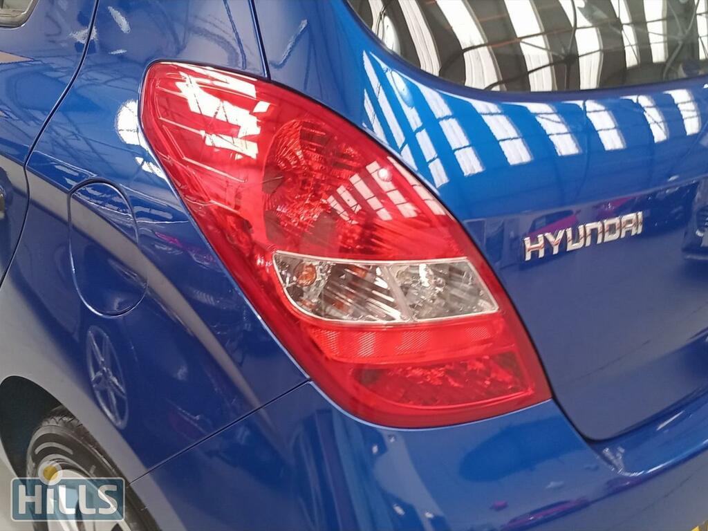 Hyundai I20 Hatchback  #17