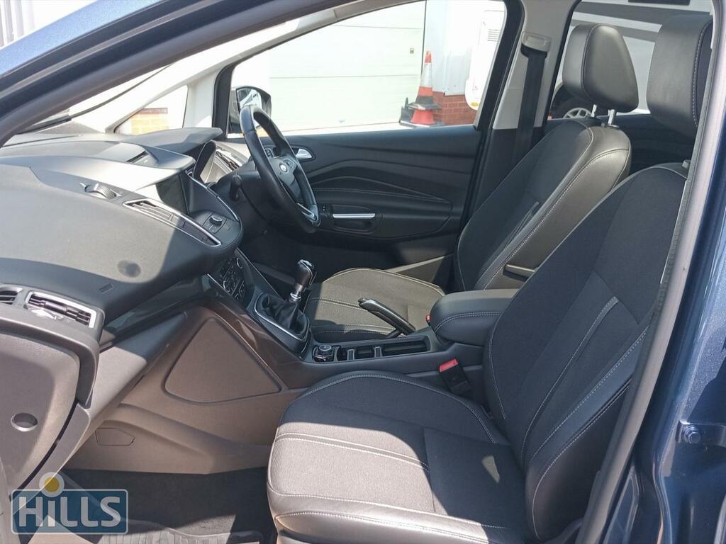Ford C-Max Zetec Black #9
