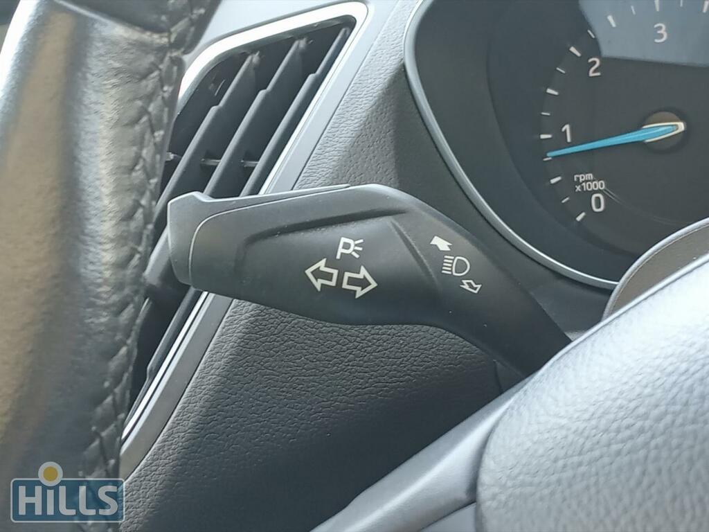 Ford C-Max Zetec Black #32