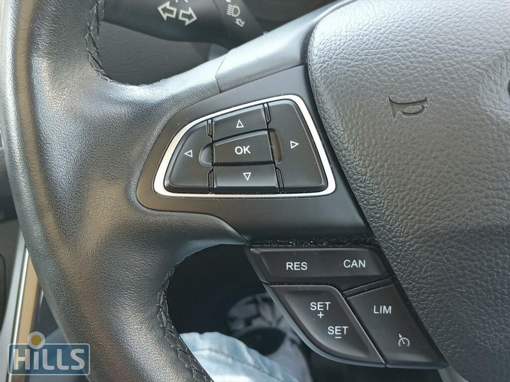 Ford C-Max Zetec Black #39