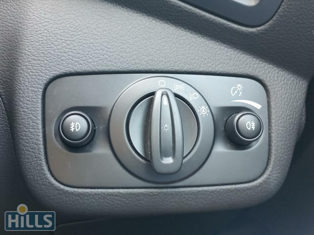 Ford C-Max Zetec Black #34