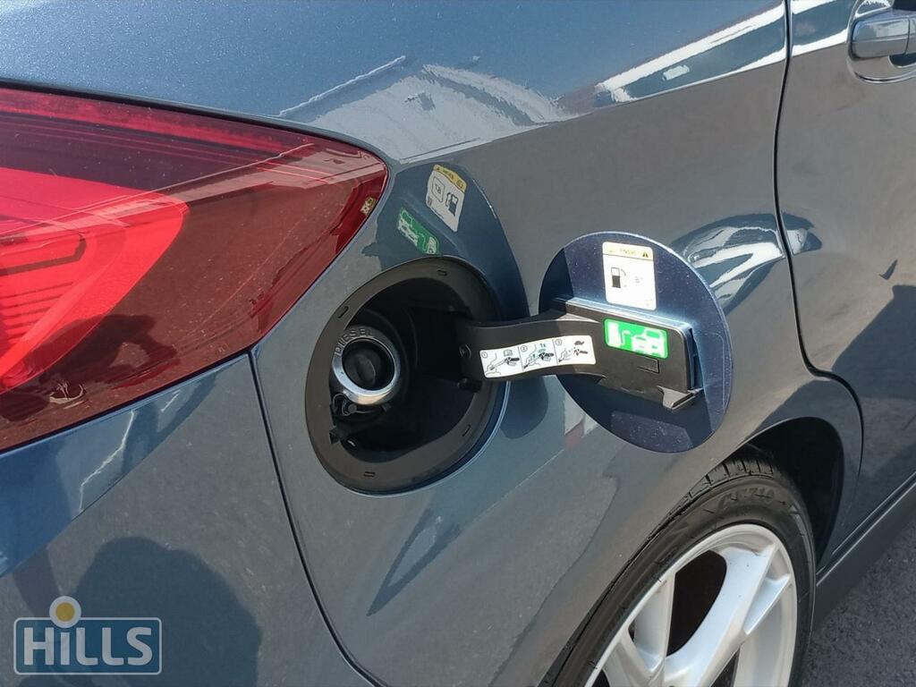 Ford C-Max Zetec Black #38