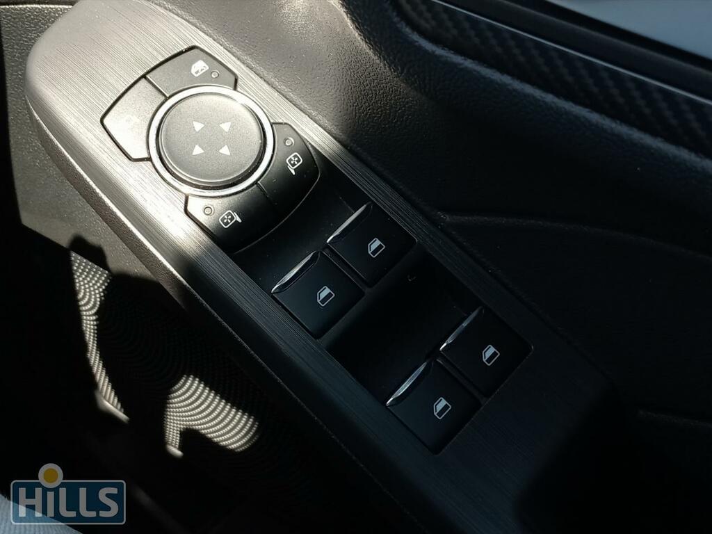 Ford Kuga 2.5 Duratec 14.4Kwh St-line X Suv Plug- Blue #30