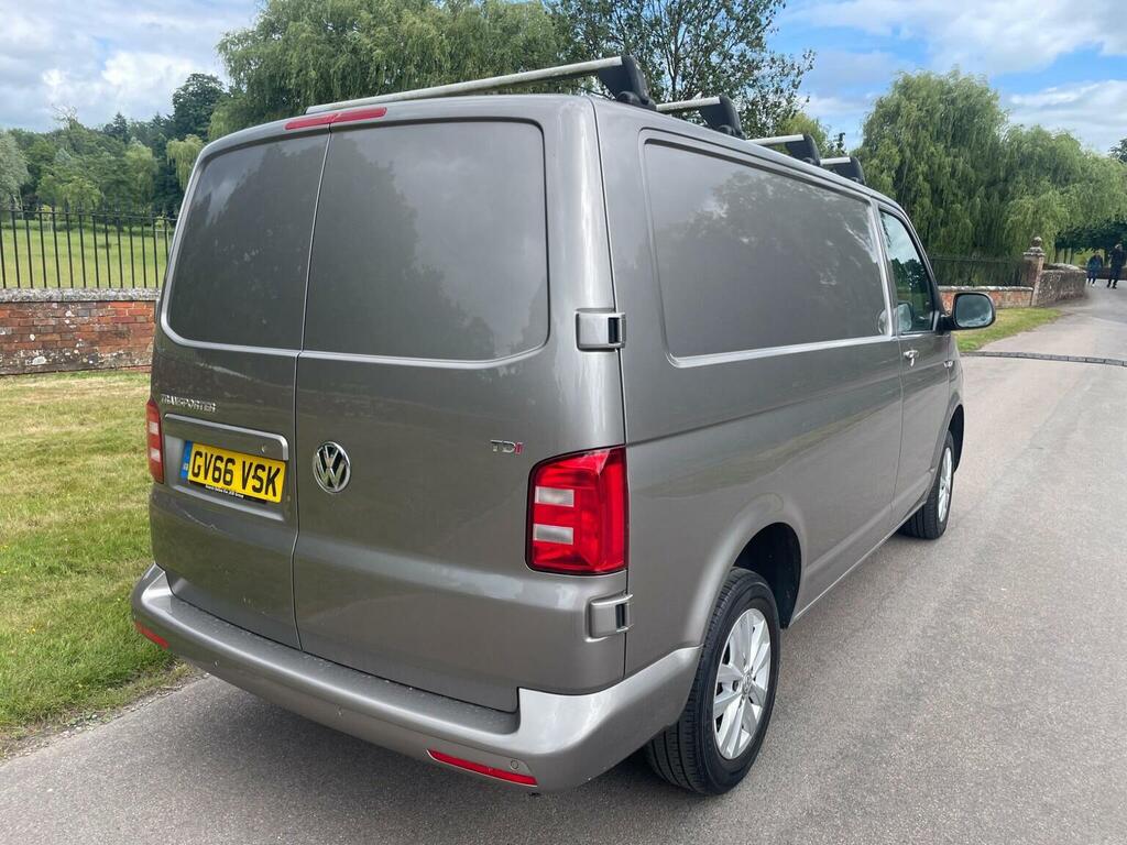 Volkswagen Transporter 2.0 Tdi T28 Bluemotion Tech Highline Fwd Swb Euro Beige #3
