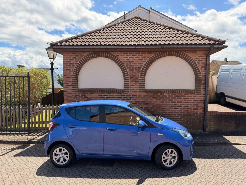 Hyundai I10 1.0 Se Euro 6 EK69ZFF #3