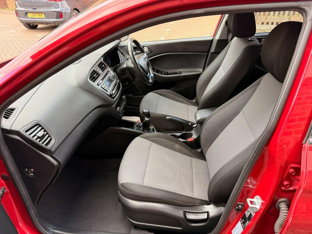 Hyundai I20 1.2 Se Silver #22