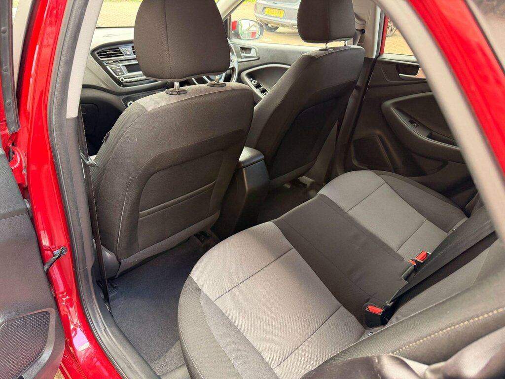 Hyundai I20 1.2 Se Silver #20