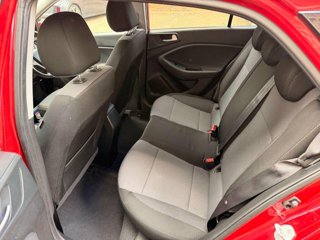 Hyundai I20 1.2 Se Silver #19