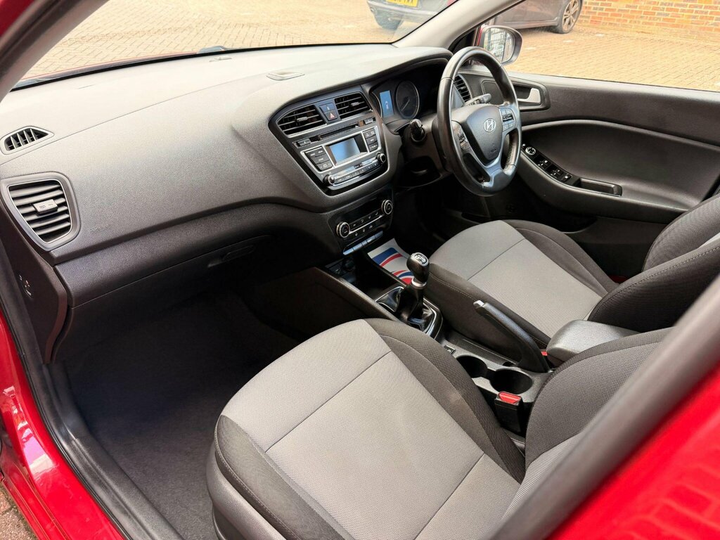 Hyundai I20 1.2 Se Silver #23