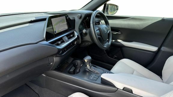 Lexus UX F Sport Design #5
