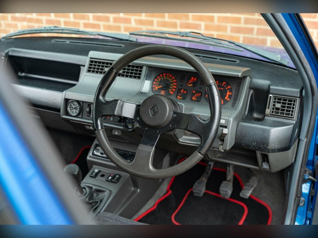 Renault 5 Hatchback Grey #20