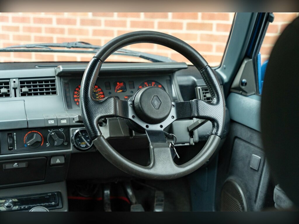 Renault 5 Hatchback Grey #19
