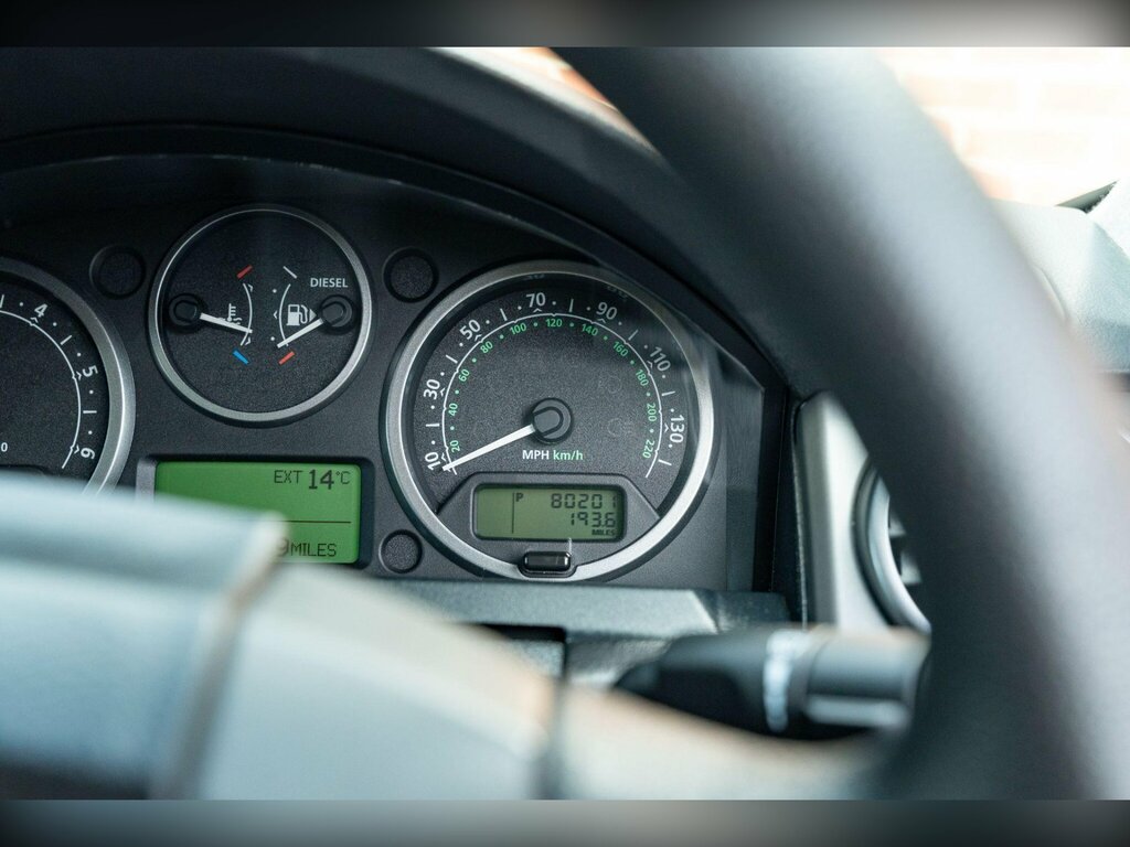 Land Rover Discovery 3 Discovery Silver #21