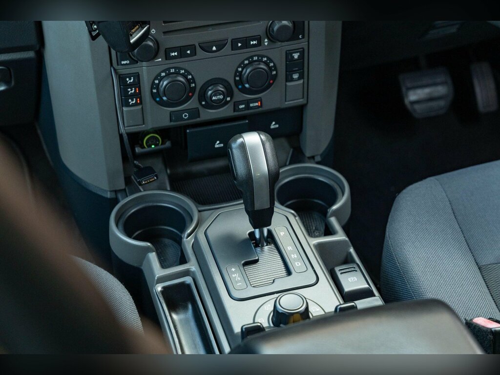 Land Rover Discovery 3 Discovery Silver #14