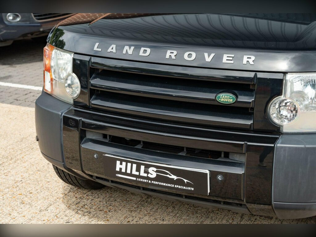 Land Rover Discovery 3 Discovery Silver #9