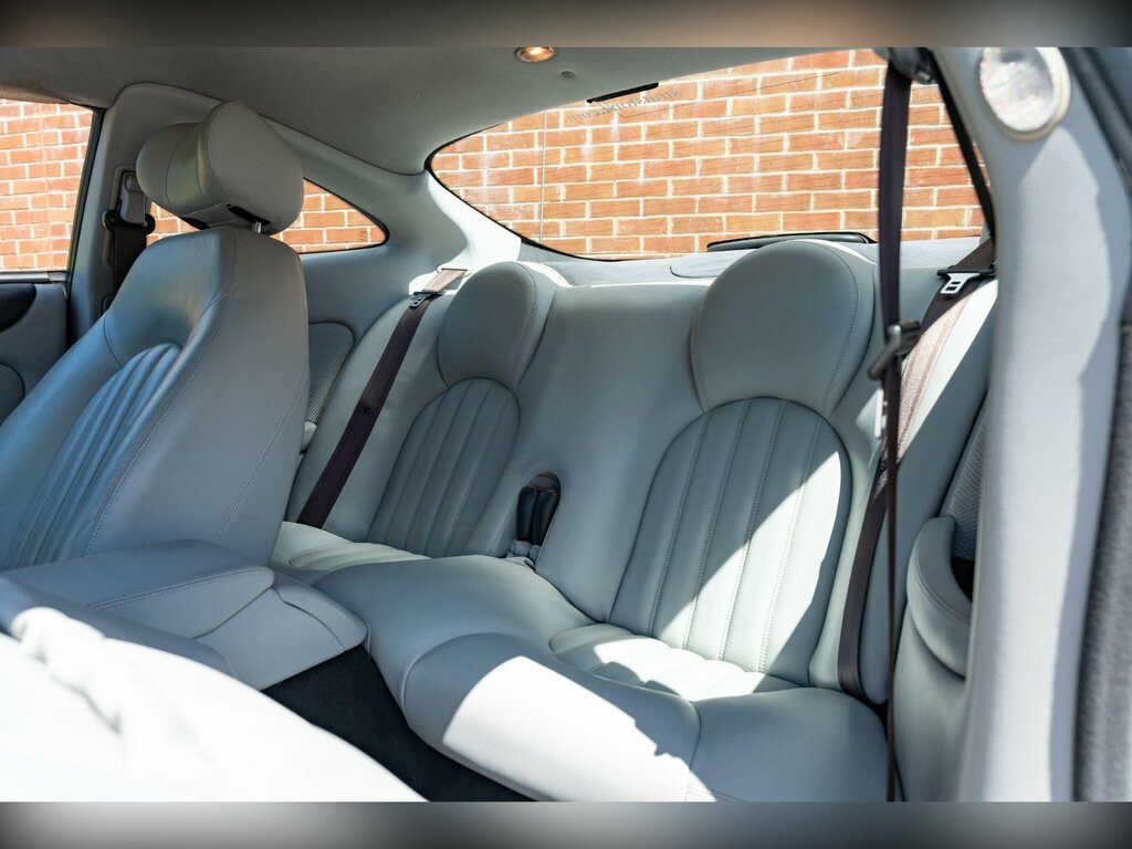 Jaguar XK8 4.2 2dr Black #15
