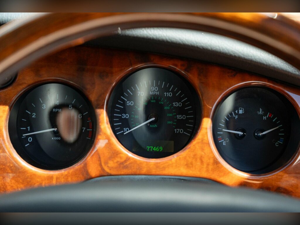Jaguar XK8 4.2 2dr Black #18